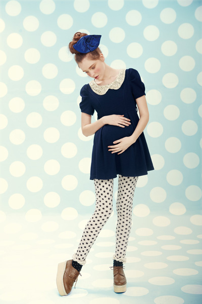 38周藍(lán)色娃娃領(lǐng)上衣裙裝波點打底褲