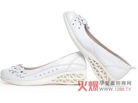 ӭ��Ʒ�ƌ�ע�ЋD����Ь���аl(f��)