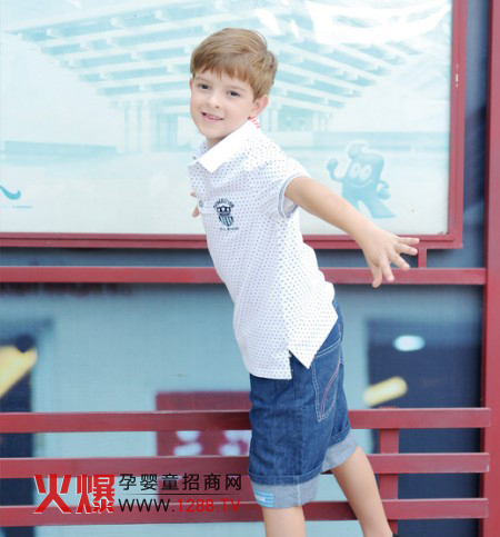 �۶䃺ͯ�b �P(gu��n)�ی������L(zh��ng)