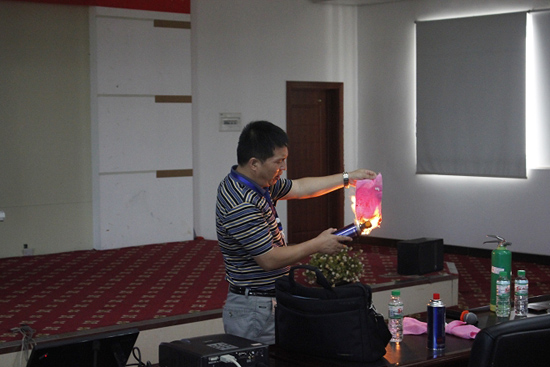 皇氏乳業(yè)進行消防安全教育培訓圖二