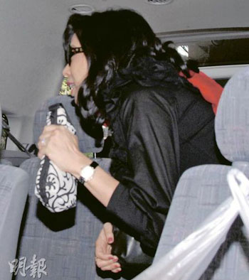 唯昵熊嬰兒牛奶滋養(yǎng)洗發(fā)沐浴露300ml