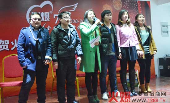 相親相愛的一家人