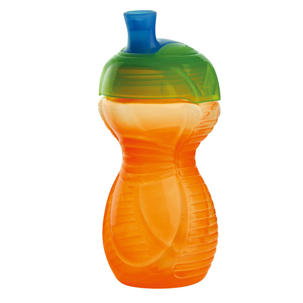 功夫?qū)氊悑雰簩W(xué)飲杯