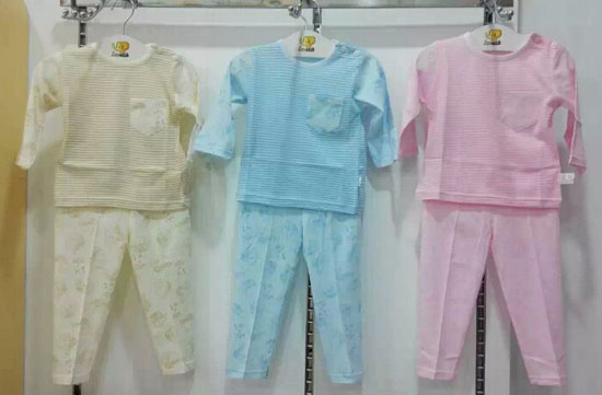 圣嬰島內(nèi)衣套裝春