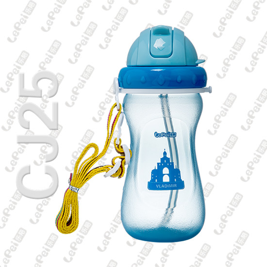 樂陪背帶水壺淺藍(lán)