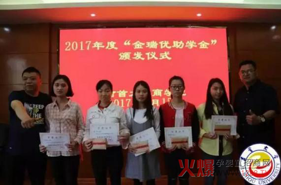 20λ��������(y��u)�������ߣ�20�w�ж�������