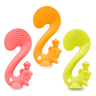 媽貝樂小松鼠牙膠.jpg 媽貝樂小松鼠牙膠.jpg