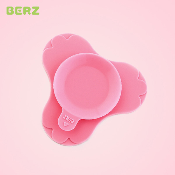 貝氏兒童碗硅膠吸盤(pán)防摔防燙工具粉色.jpg 貝氏兒童碗硅膠吸盤(pán)防摔防燙工具粉色.jpg