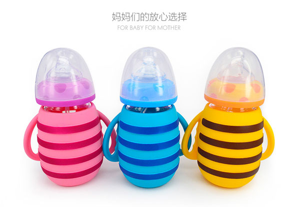 樂迪小蜜蜂硅膠套玻璃奶瓶產(chǎn)品展示.jpg