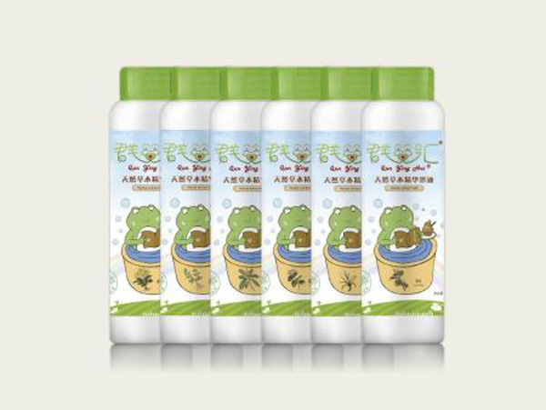 群嬰?yún)R草本健康浴液.jpg 群嬰?yún)R草本健康浴液.jpg