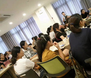  ��ʿؐؐ�I�B(y��ng)Ʒ��Ӗ3