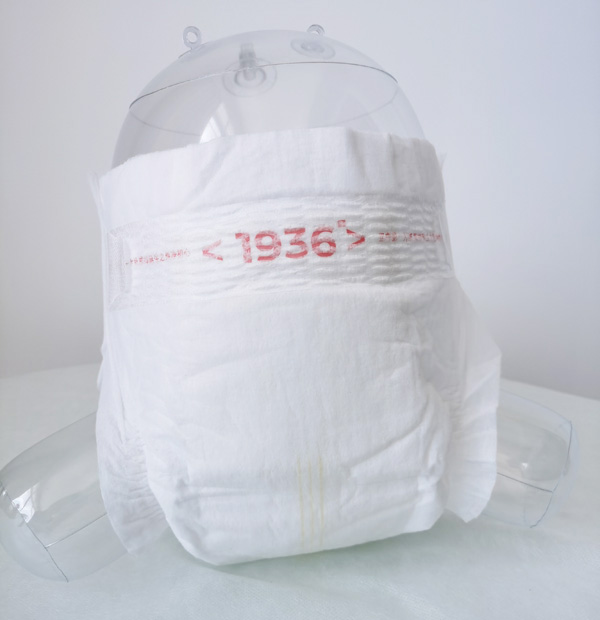 越悅1936嬰兒紙尿褲實物圖3.jpg