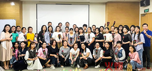 ף�R���۶�ĸ��I�B(y��ng)ָ��(d��o)����Ӗ(x��n)�ڶ��ڌW(xu��)�T������I(y��)