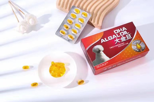 大金旦無(wú)糖型烏雞蛋黃油DHA藻油亞麻籽油夾心軟糖.jpg