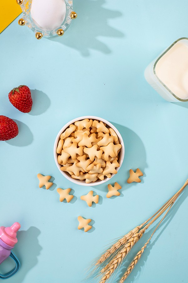 妙恩嬰幼兒牛奶味營(yíng)養(yǎng)餅干 飛機(jī)造型4.jpg