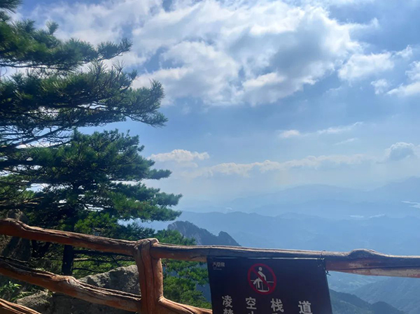 施貝安阜陽地區(qū)VIP皖西親水之旅3.jpg 施貝安阜陽地區(qū)VIP皖西親水之旅3.jpg