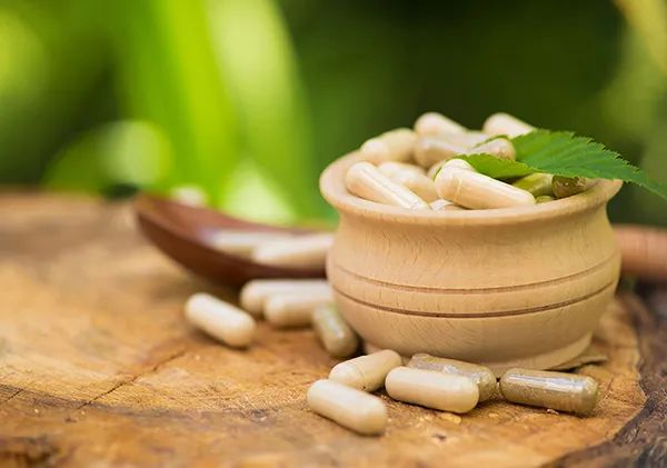 硬膠囊.jpg 硬膠囊.jpg