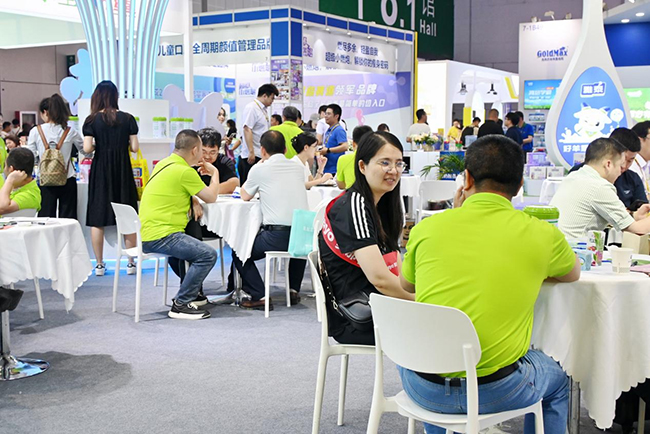 展館現(xiàn)場(chǎng) (1).jpg 展館現(xiàn)場(chǎng) (1).jpg