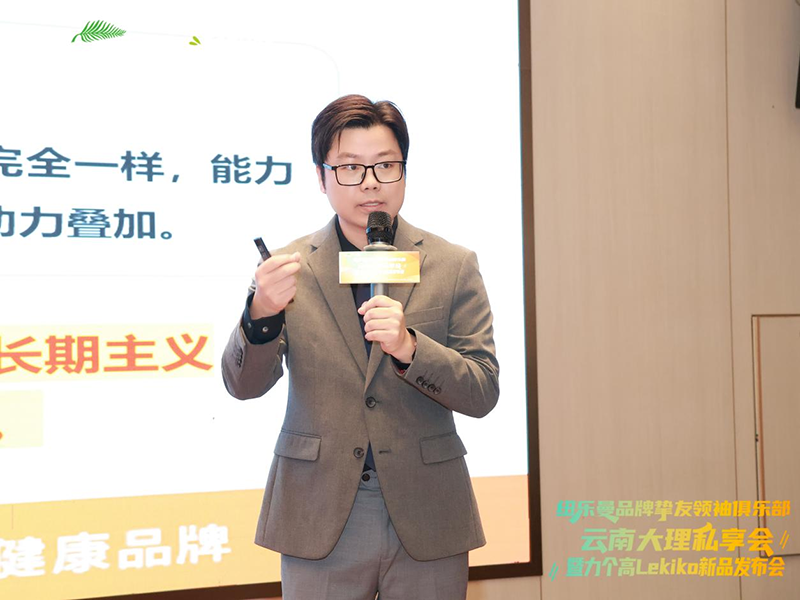 �~��(l��)��&����(g��)�߅����𣺏�һ���Д�����һ��(g��)���ڱ��Ј�(ch��ng)�����(y��n)�C�ķ���