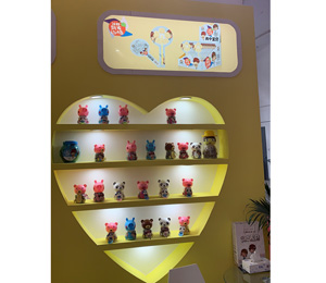 �ɂ�(g��)��ؐɽ�չʾ