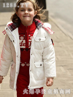 �W�˜�ķ����Ů����ɫ���\