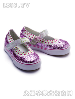 Ħ���������ͯ˹��ŮͯЬ