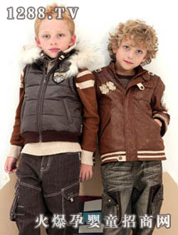 ������r�п���ɫ����