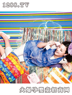 ���ķ�ݗ����{(l��n)ɫ�r��