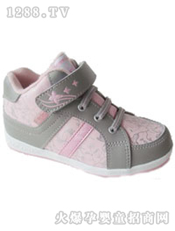 �ƶ��Ҷ��ۼtСͯ����Ь