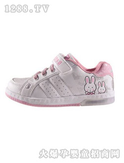 �͵����e�\(y��n)��ͯЬ��ɫ�ÈD��