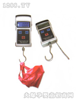 �������?j��)냺���^��