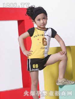 FKB�Sɫ�\��Ů�b