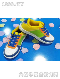 �Ϙ���ͯЬ�\�ӌ��Ҳ�ɫ��Ь