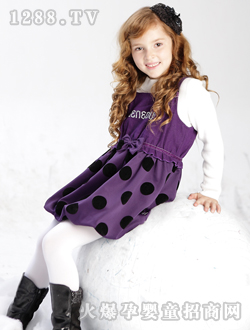 Сë�x��ɫ�r�е���ȹ