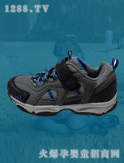 ���ٺ�ɫ���eЬ