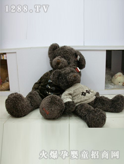 雪樂(lè)毛絨毛衣泰迪熊