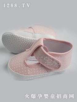 ���ɫ�냺�W��Ь