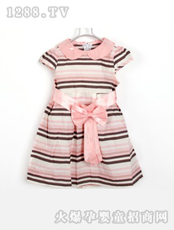 �����ɫ����ȹ