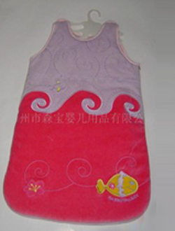 ɭ���냺��ɫ˯��