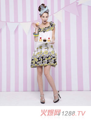 ���շ��ЋD�ഺ��