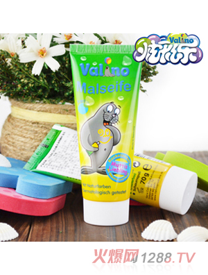 �Ųʘ���ɫͿ�f���P