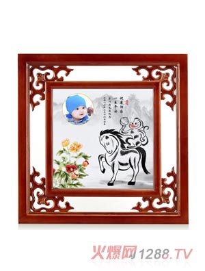 ����������