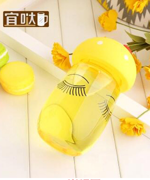    �ˇ}��������ˮ��Ģ���w��Ǳ��͟��Sɫ